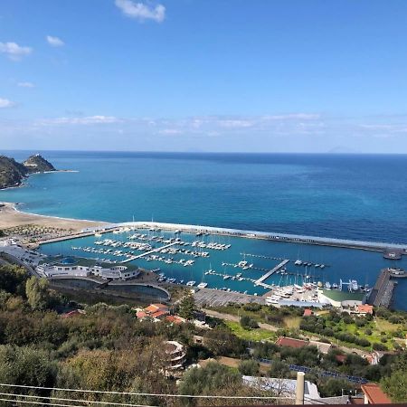 Appartamento Vista Mare Capo dʼOrlando Екстериор снимка