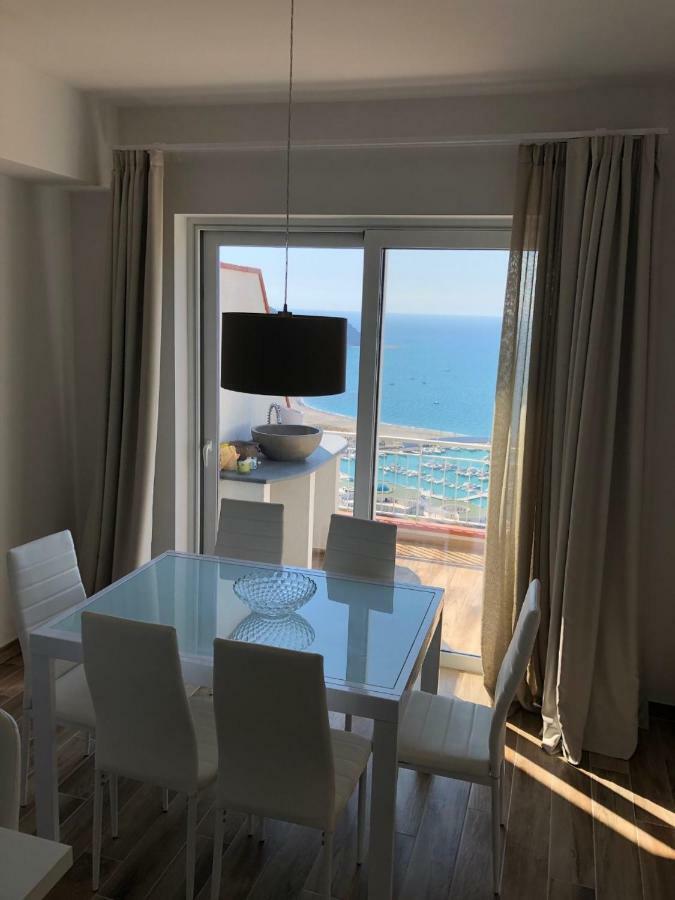 Appartamento Vista Mare Capo dʼOrlando Екстериор снимка