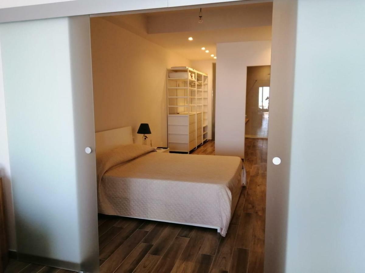 Appartamento Vista Mare Capo dʼOrlando Екстериор снимка