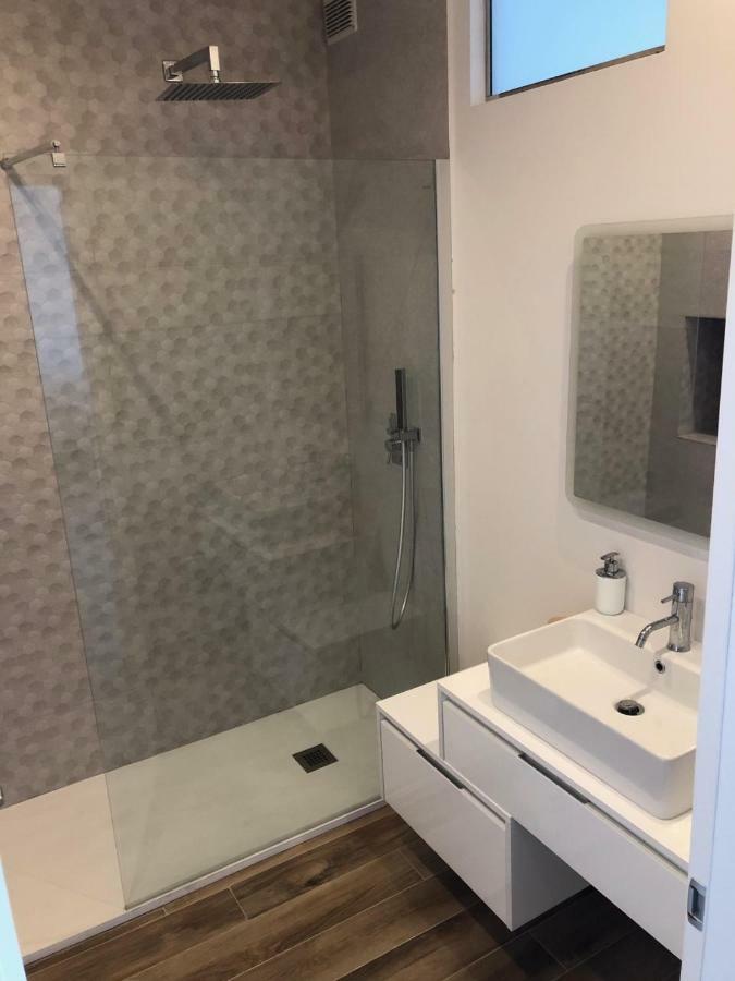 Appartamento Vista Mare Capo dʼOrlando Екстериор снимка