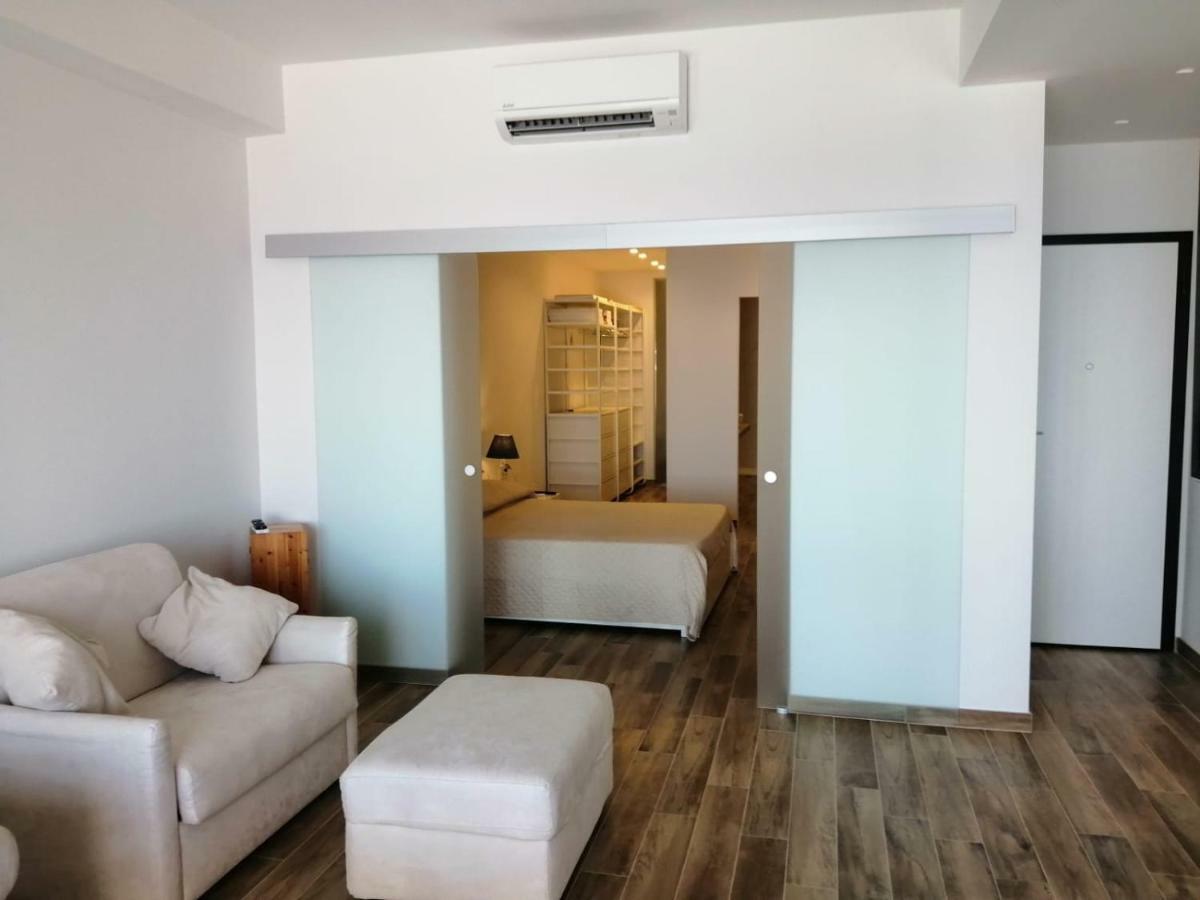 Appartamento Vista Mare Capo dʼOrlando Екстериор снимка